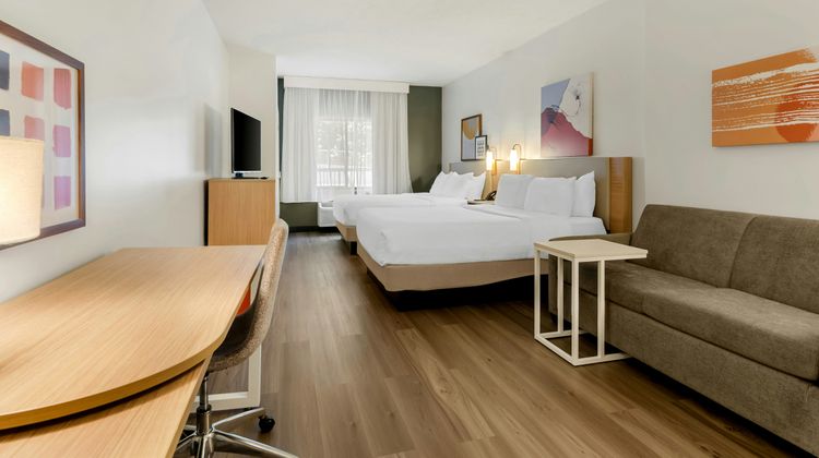 Spark by Hilton Salem East Electric Road Room