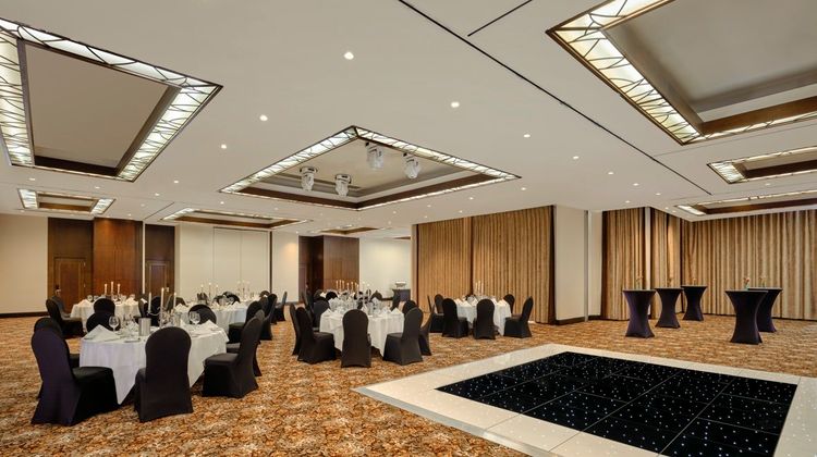 Millennium Hotel & Conference Centre Suite