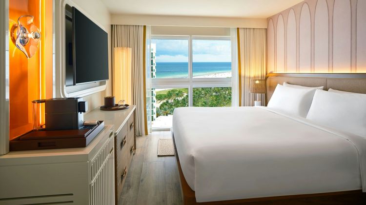 Royal Palm, a Tribute Portfolio Resort Room