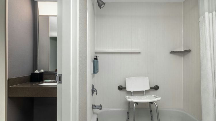 Courtyard Beckley Marriott Room