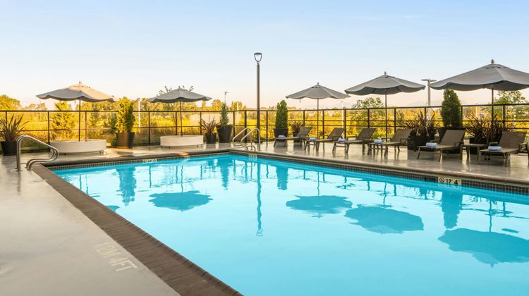 Delta Hotels Vancouver Delta Pool