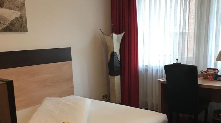 Hotel Cascade Room