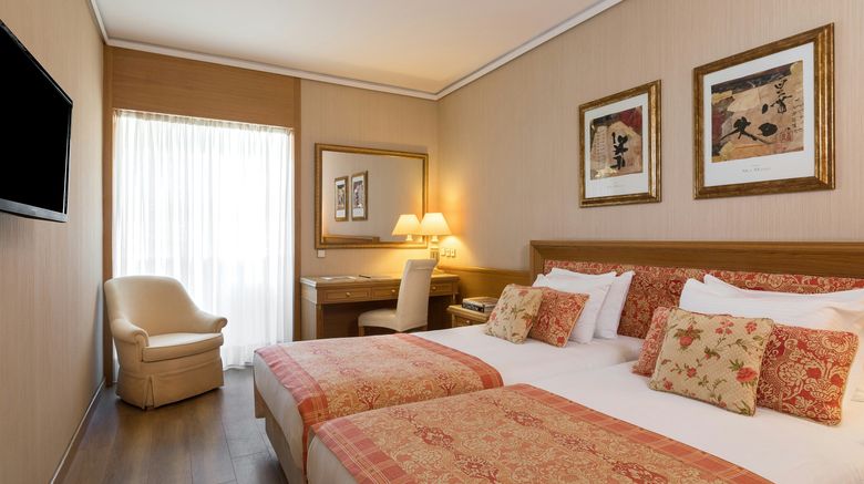 <b>Divani Palace Acropolis Room</b>. Images powered by <a href="https://www.leonardoworldwide.com/" title="Leonardo Worldwide" target="_blank">Leonardo</a>.