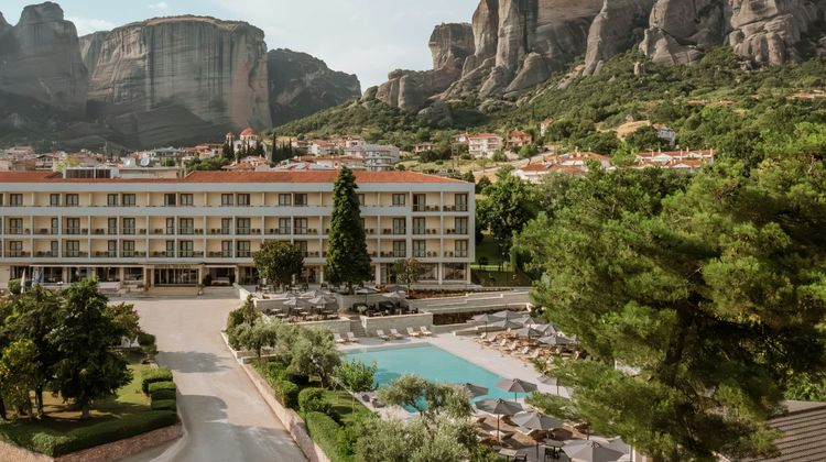 Divani Meteora Hotel Exterior