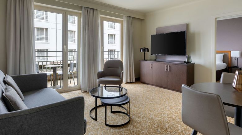 <b>Marriott Exec Apts European Quarters Room</b>. Images powered by <a href="https://www.leonardoworldwide.com/" title="Leonardo Worldwide" target="_blank">Leonardo</a>.