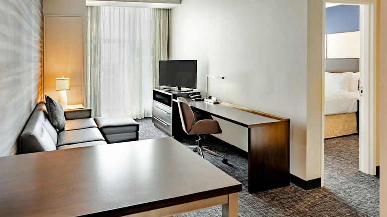 <b>Residence Inn by Marriott Calgary South Room</b>. Images powered by <a href="https://www.leonardoworldwide.com/" title="Leonardo Worldwide" target="_blank">Leonardo</a>.