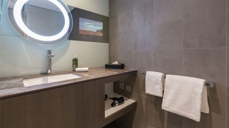 Postillion Hotel & Convention Center Room
