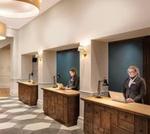 Leonardo Hotel Cardiff Lobby