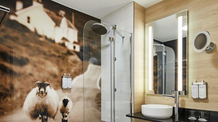 Leonardo Hotel Edinburgh Haymarket Room