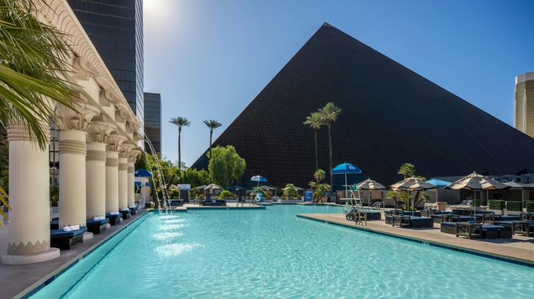 Luxor Hotel & Casino Pool