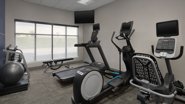 Holiday Inn Knoxville-Strawberry Plains Health Club