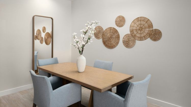 The Belgrove Resort West Palm Beach Suite