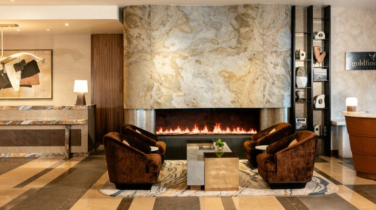Four Seasons Hotel Seattle Lobby