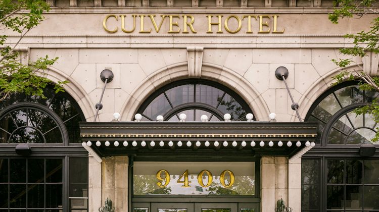 Culver Hotel Exterior