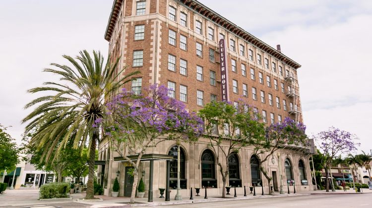 Culver Hotel Exterior