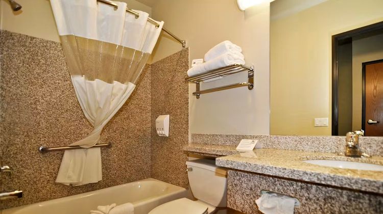 The Montcler HotelcTrademark Col Wyndham Room