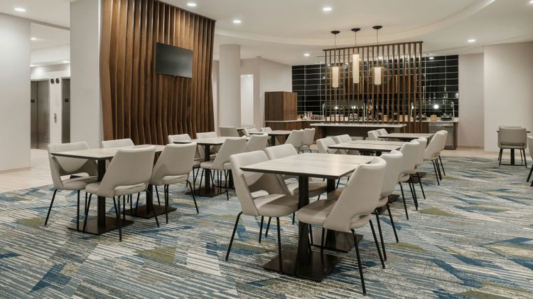 SpringHill Suites Charlotte Lake Norman Lobby
