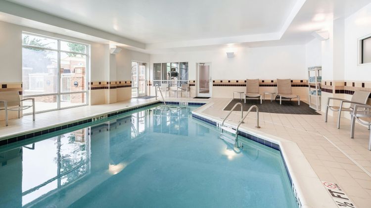 SpringHill Suites Charlotte Lake Norman Pool