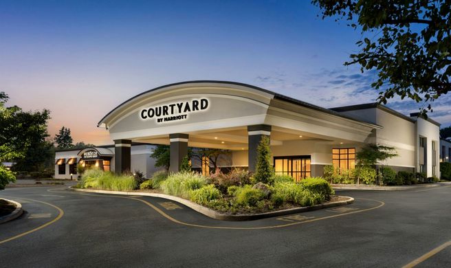 Courtyard by Marriott Montvale Exterior