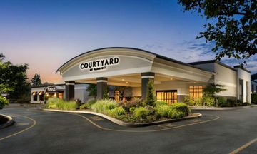 Courtyard by Marriott Montvale