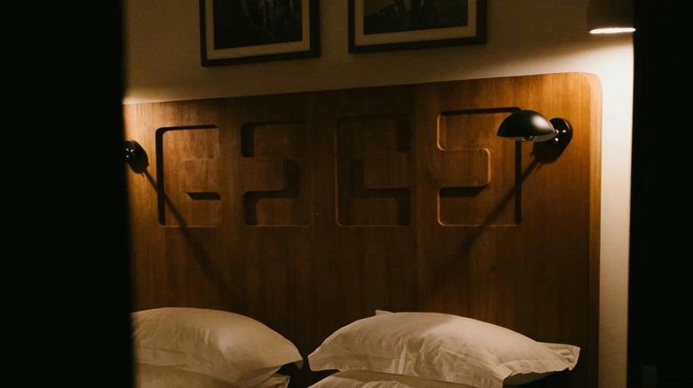 <b>Cap Menorca Room</b>. Images powered by <a href="https://www.leonardoworldwide.com/" title="Leonardo Worldwide" target="_blank">Leonardo</a>.