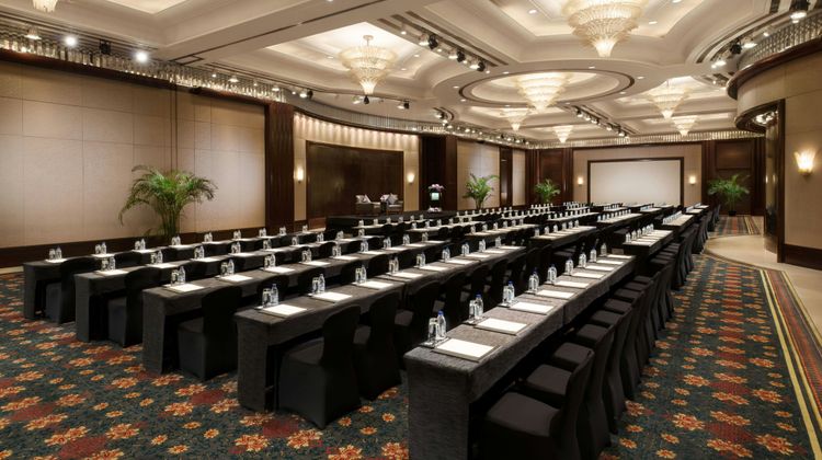 JW Marriott Hotel at Tomorrow Square Meeting