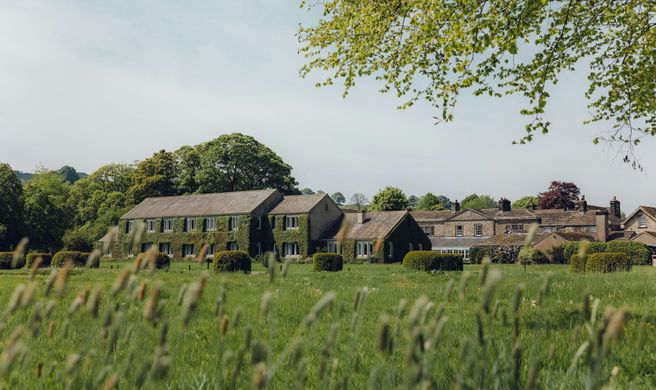 The Devonshire Arms Country House Hotel Exterior