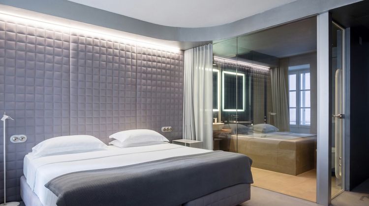 Vander Urbani Resort Room