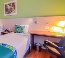 Blue Tree Towers Valinhos Room
