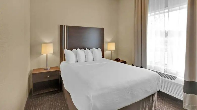 <b>Duvernay Inn & Suites Suite</b>. Images powered by <a href="https://www.leonardoworldwide.com/" title="Leonardo Worldwide" target="_blank">Leonardo</a>.