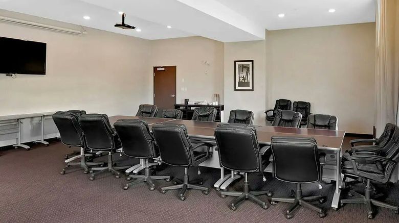 <b>Duvernay Inn & Suites Meeting</b>. Images powered by <a href="https://www.leonardoworldwide.com/" title="Leonardo Worldwide" target="_blank">Leonardo</a>.