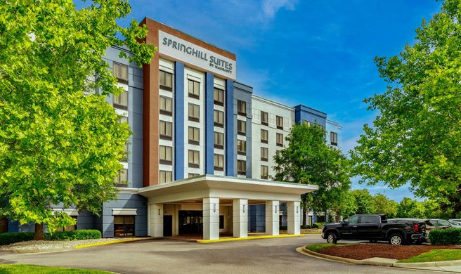 SpringHill Suites by Marriott Norfolk Exterior
