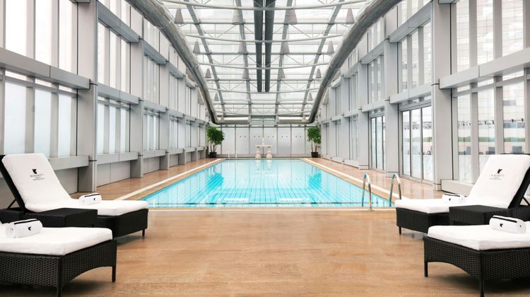 JW Marriott Hotel at Tomorrow Square Pool