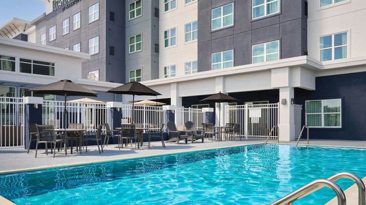 Residence Inn Savannah Airport Pool