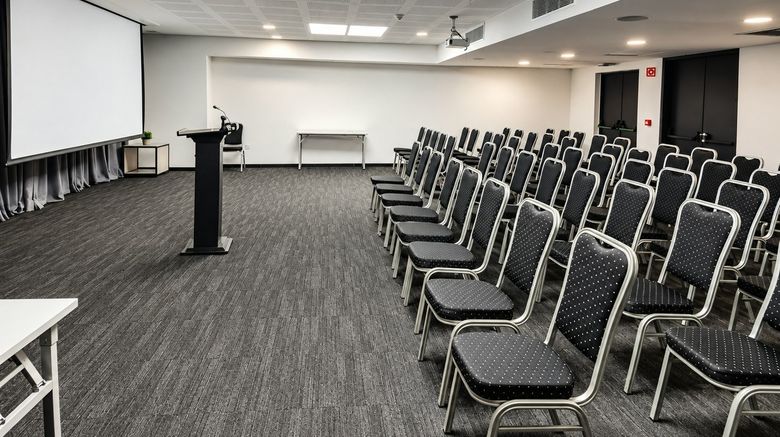 <b>Onomo Hotel Maputo Meeting</b>. Images powered by <a href="https://www.leonardoworldwide.com/" title="Leonardo Worldwide" target="_blank">Leonardo</a>.