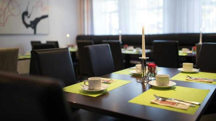 Centro Hotel U-NO1, Trademark Coll Restaurant