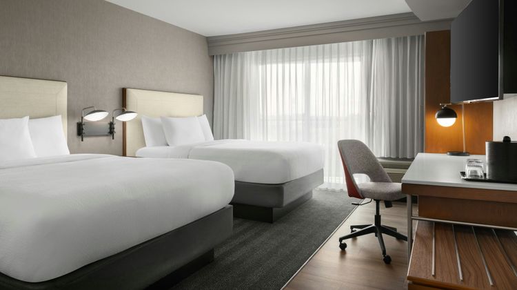 Courtyard by Marriott Columbia Room