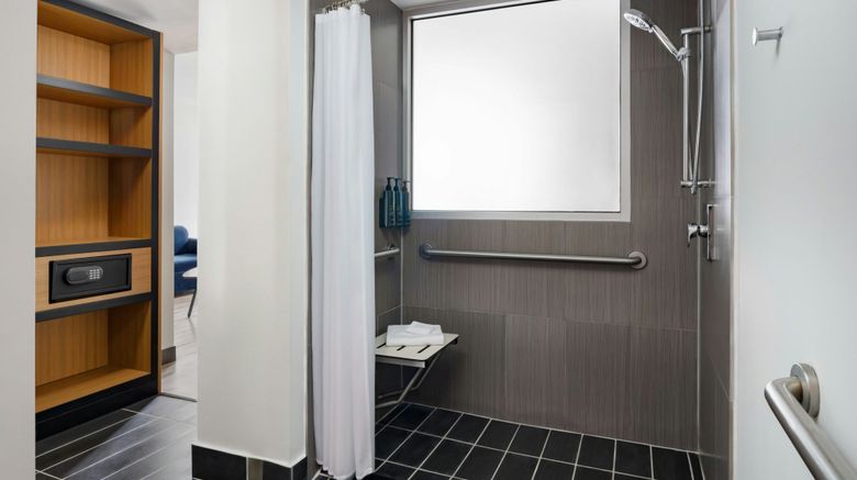 <b>aloft Miami Brickell Room</b>. Images powered by <a href="https://www.leonardoworldwide.com/" title="Leonardo Worldwide" target="_blank">Leonardo</a>.