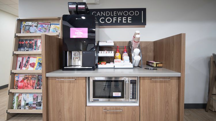 Candlewood Suites Orange Restaurant