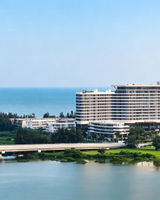 HUALUXE Beihai Silver Beach Resort