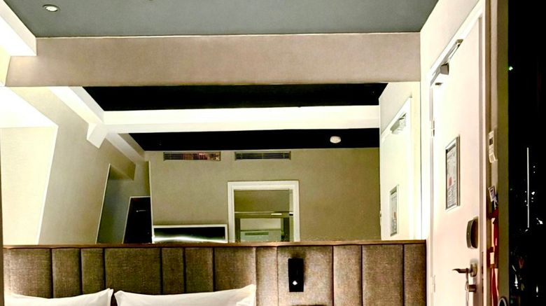 <b>Hotel Georgette Room</b>. Images powered by <a href="https://www.leonardoworldwide.com/" title="Leonardo Worldwide" target="_blank">Leonardo</a>.