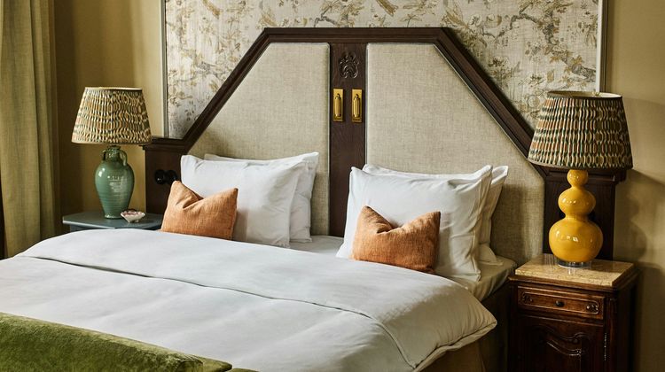 Savoy 1918 Suite