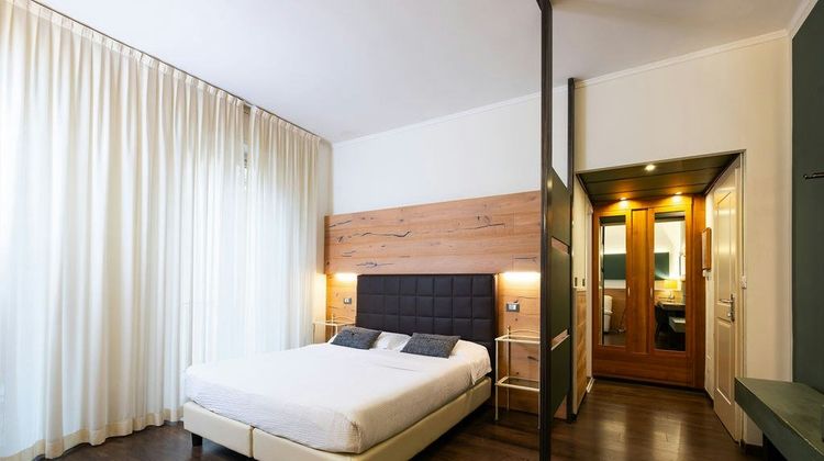Italia Hotel Room
