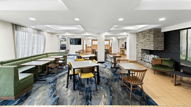 Fairfield Inn & Suites Clarksville Restaurant