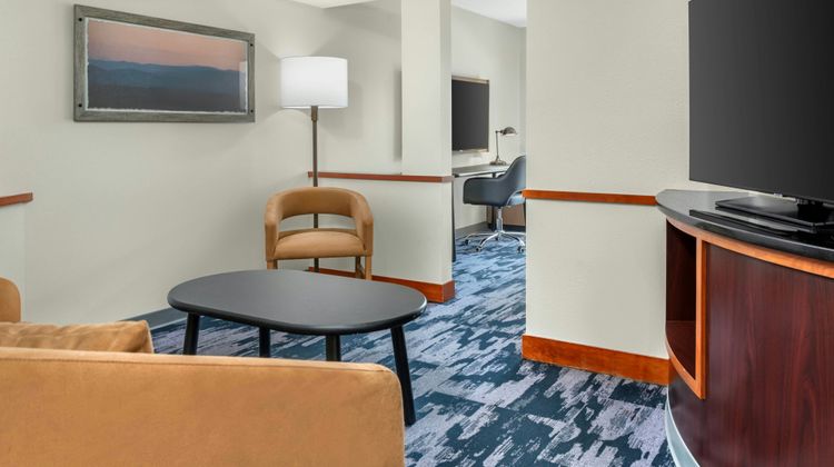 Fairfield Inn & Suites Hooksett Room