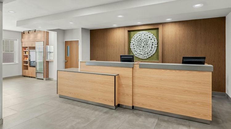 Fairfield Inn & Suites Portsmouth Exeter Lobby