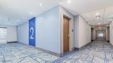 Holiday Inn Express & Suites Medford Lobby