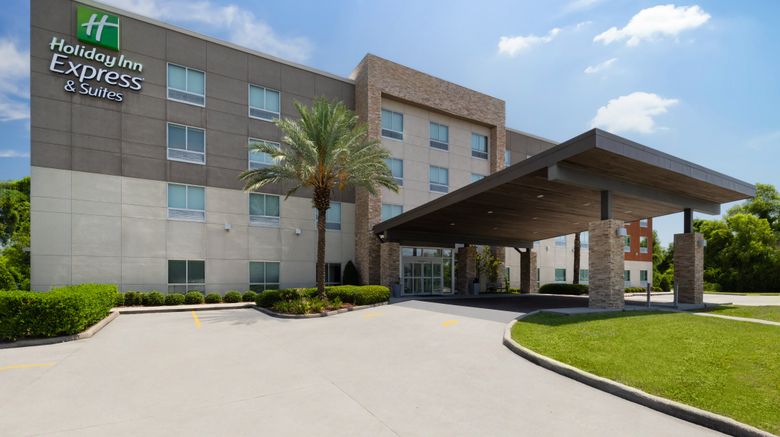 Holiday Inn Express  and  Suites Chalmette Exterior. Images powered by <a href="https://www.leonardoworldwide.com" target="_blank" rel="noopener">Leonardo</a>.