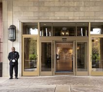 Lansdowne Resort and Spa Lobby
