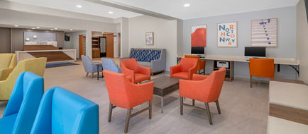 Holiday Inn Express Exterior